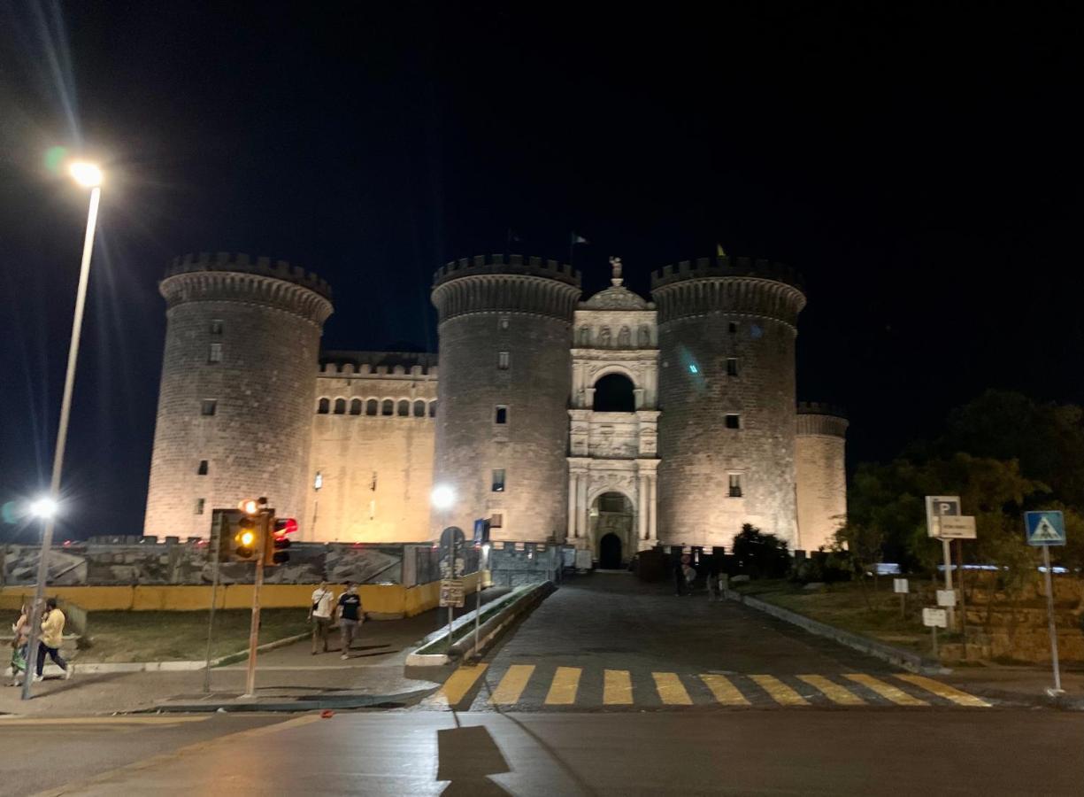 La Casetta Ai Gradoni Di Chiaia Naples Exterior photo