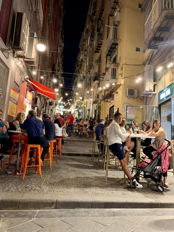 La Casetta Ai Gradoni Di Chiaia Naples Exterior photo